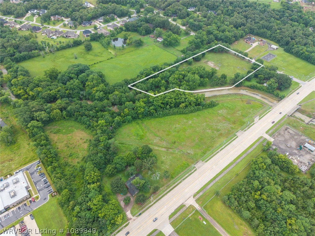 main property photo 8