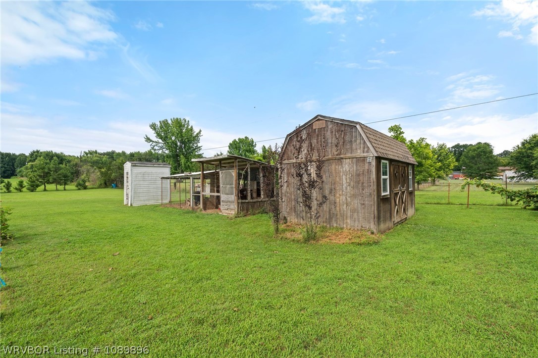 main property photo 33