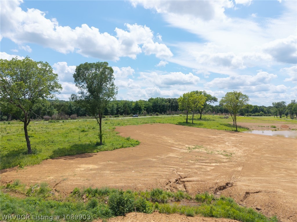 main property photo 15