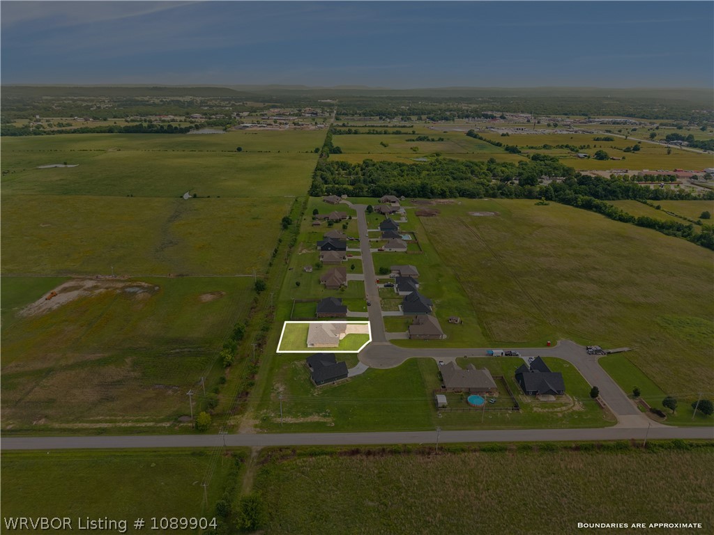main property photo 33