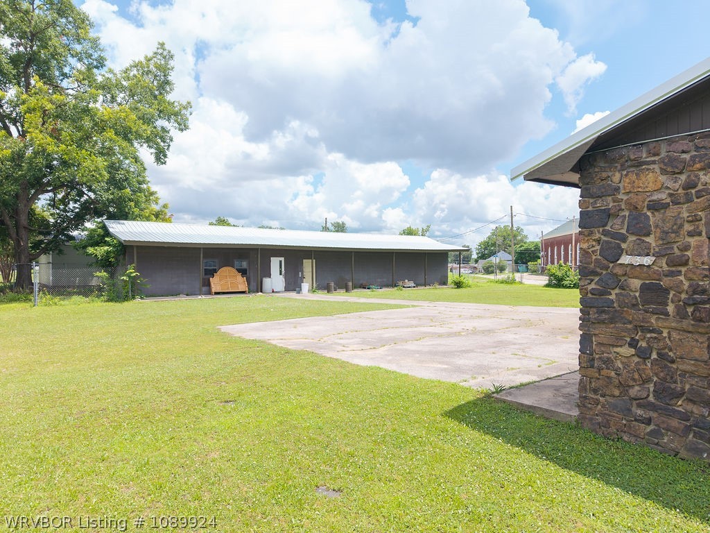 main property photo 25