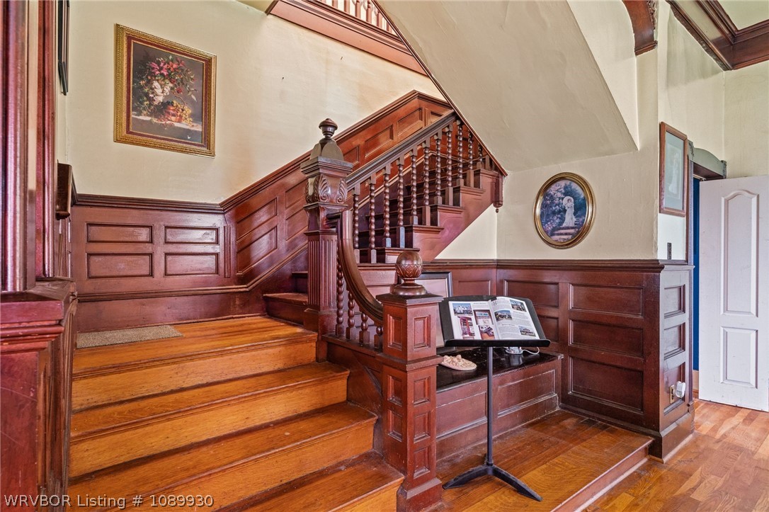 main property photo 13