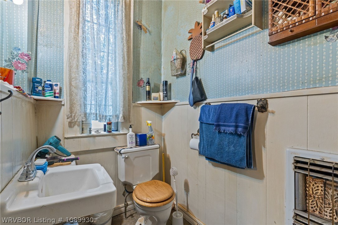 main property photo 17