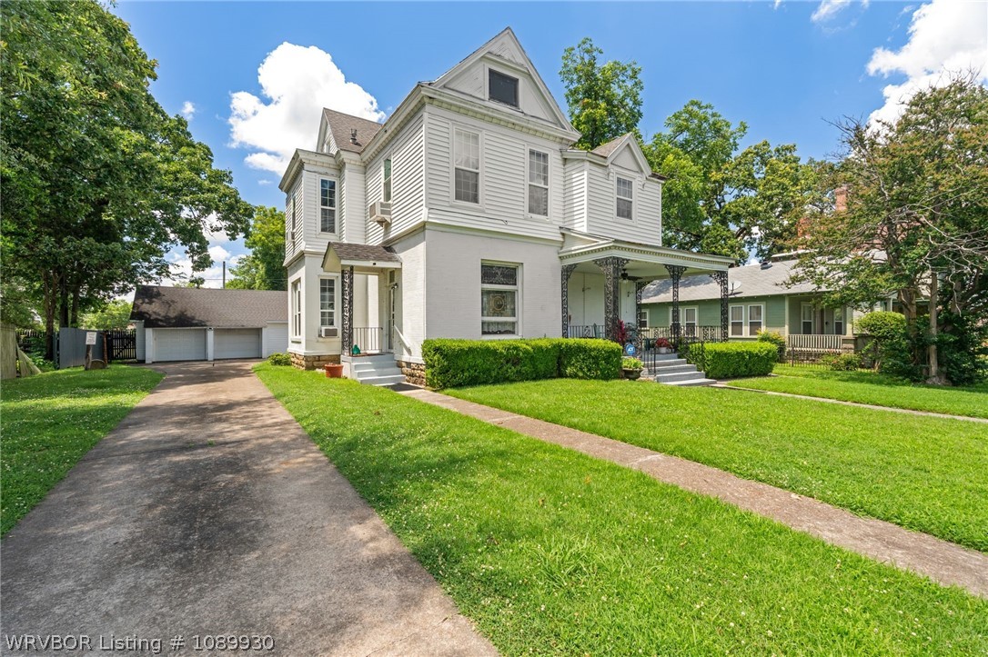 main property photo 3