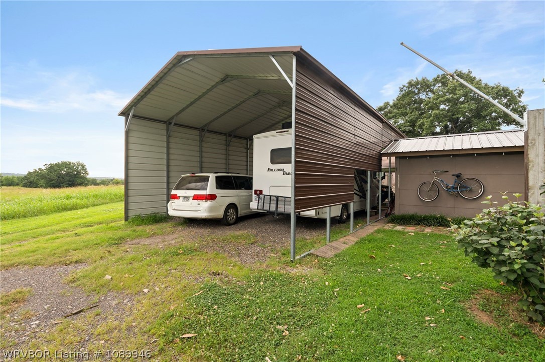 main property photo 8