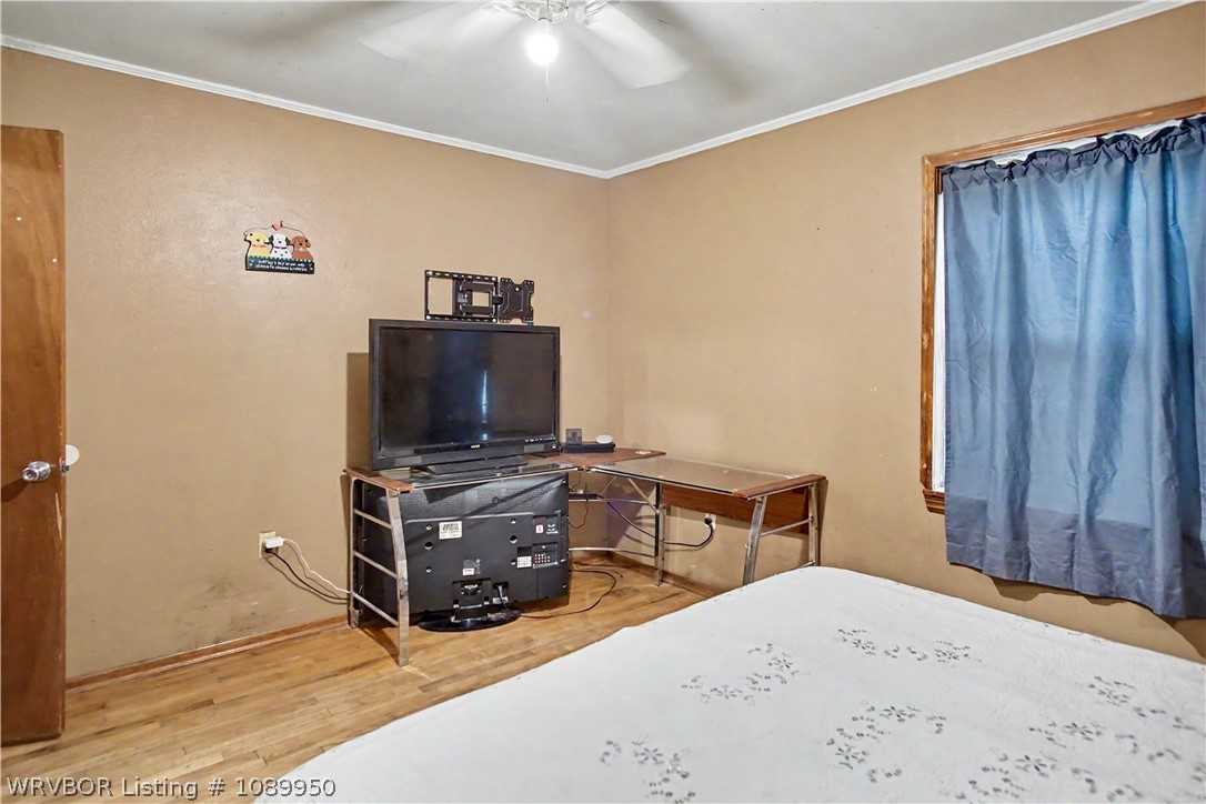 main property photo 20