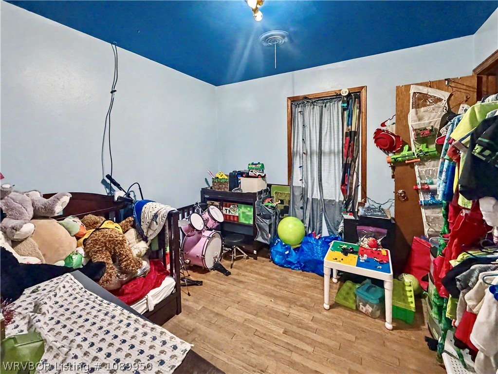 main property photo 22