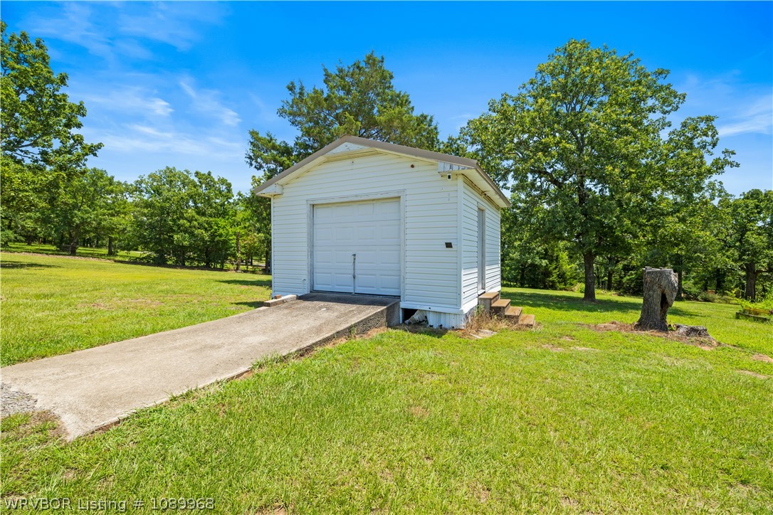 main property photo 29