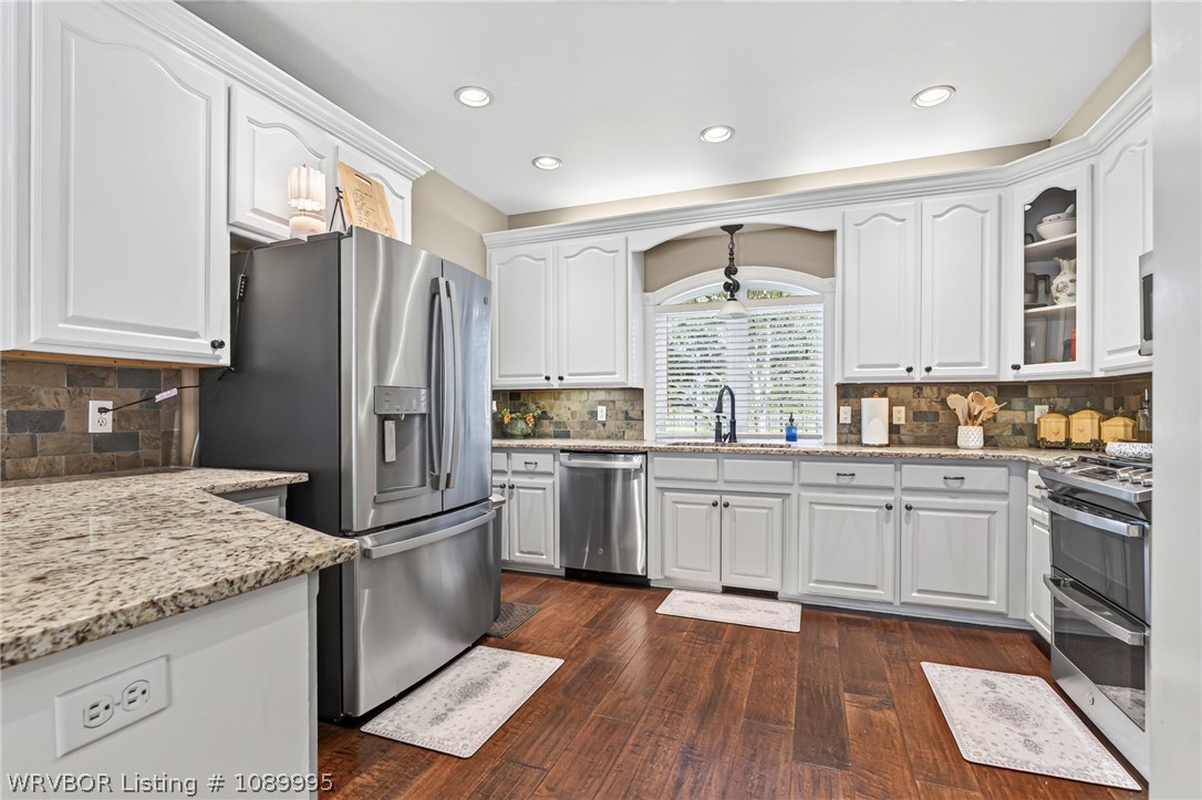 main property photo 18