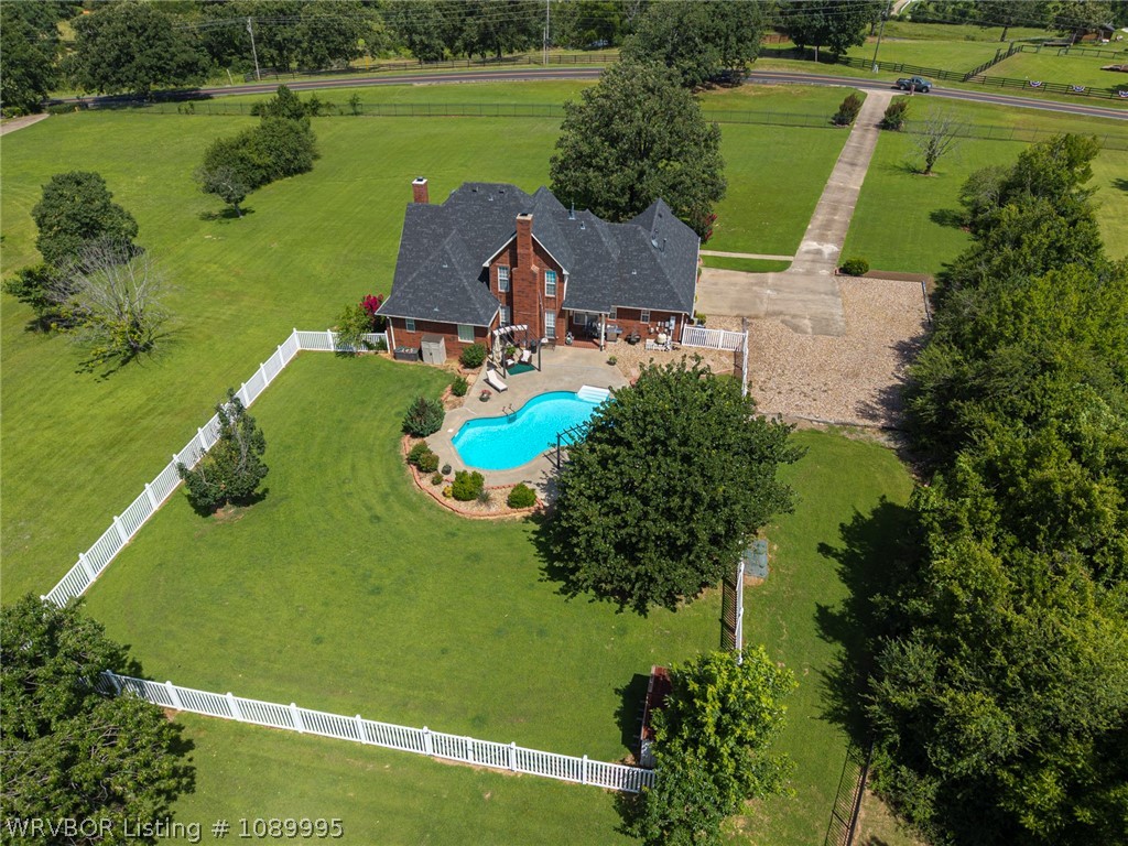 main property photo 6
