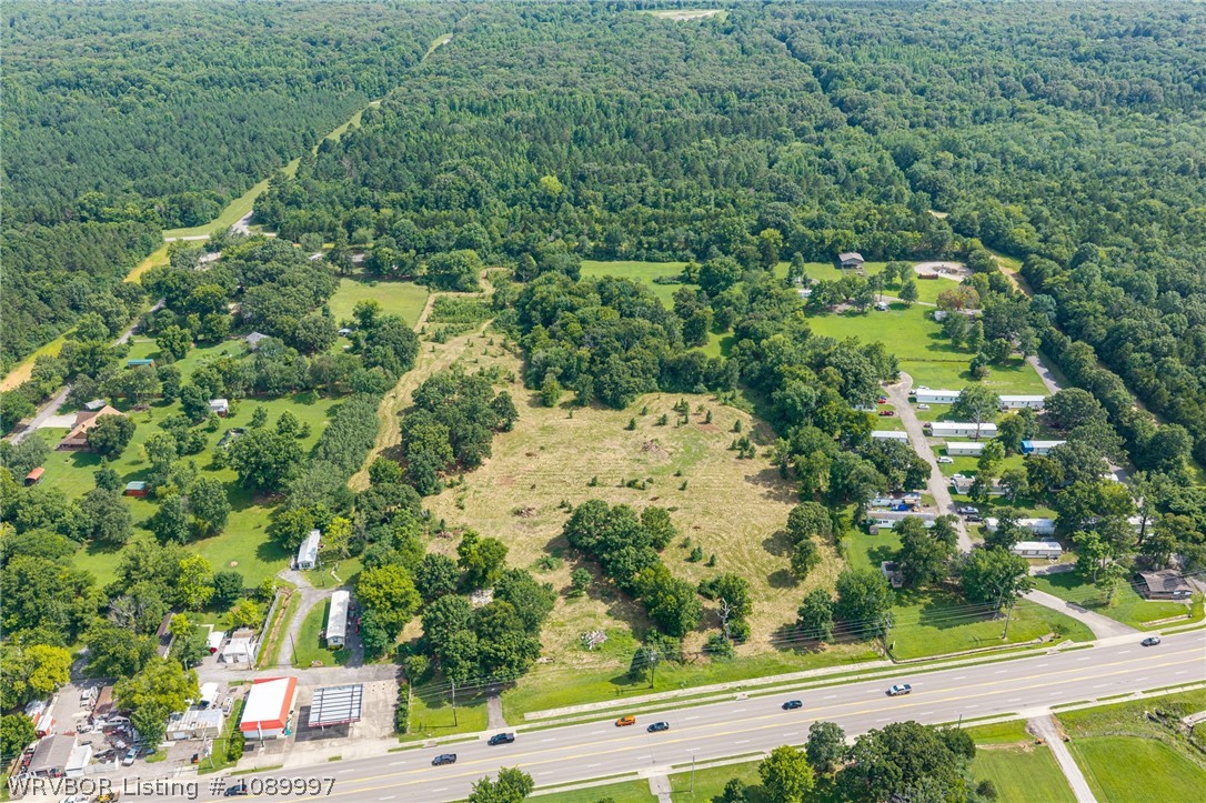 main property photo 11