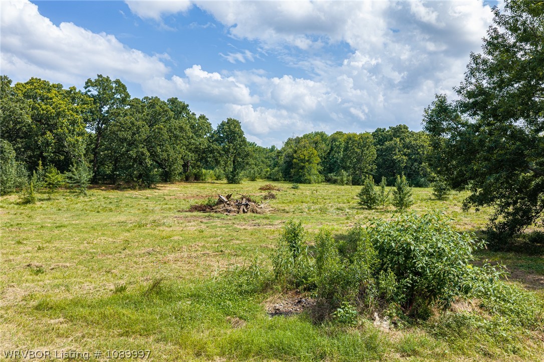 main property photo 16