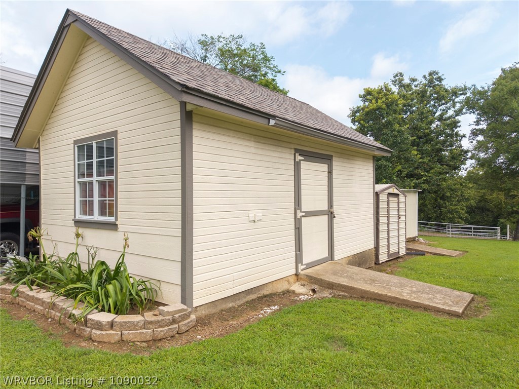 main property photo 21