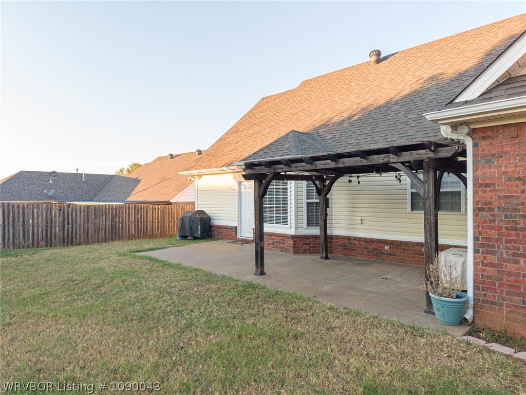 main property photo 43