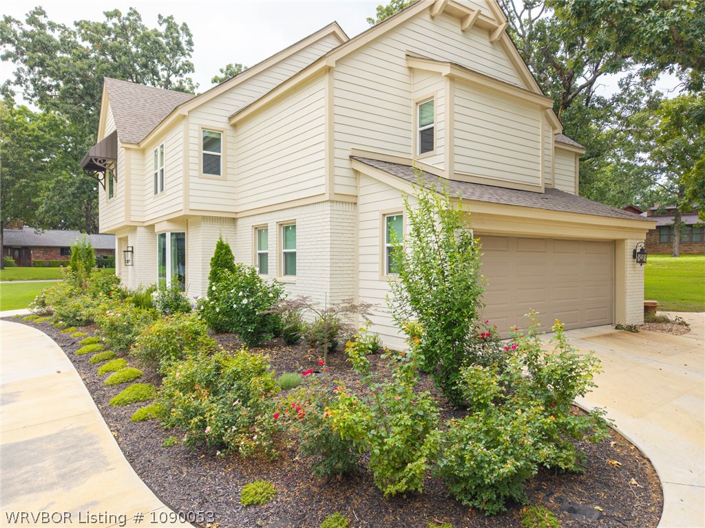 main property photo 4