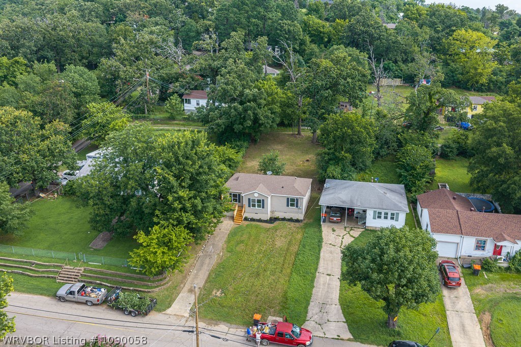 main property photo 41