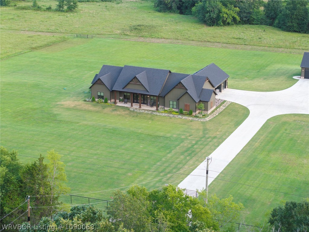 main property photo 74