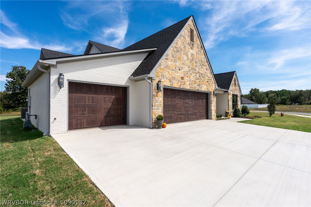 main property photo 67