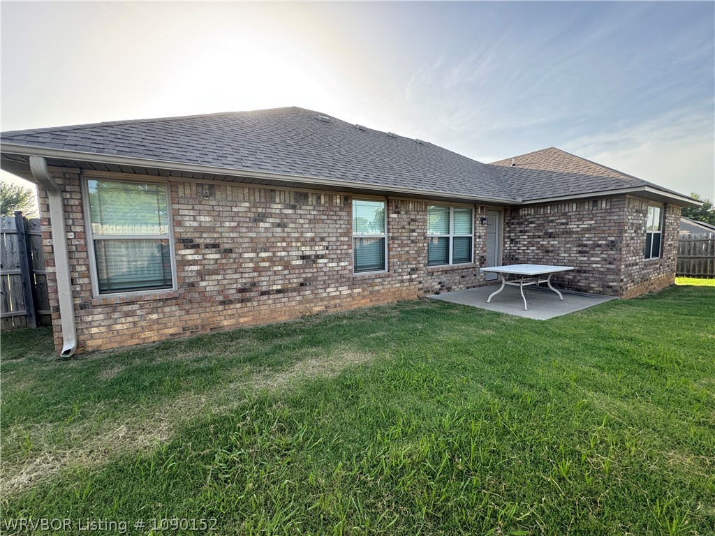 main property photo 3