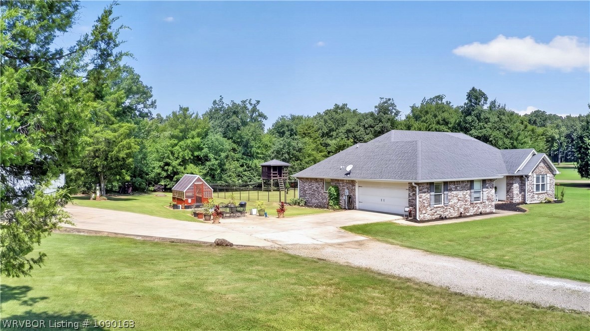 main property photo 8