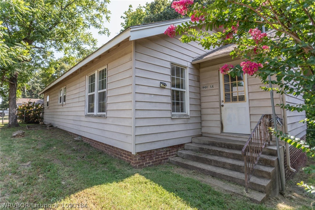 main property photo 31