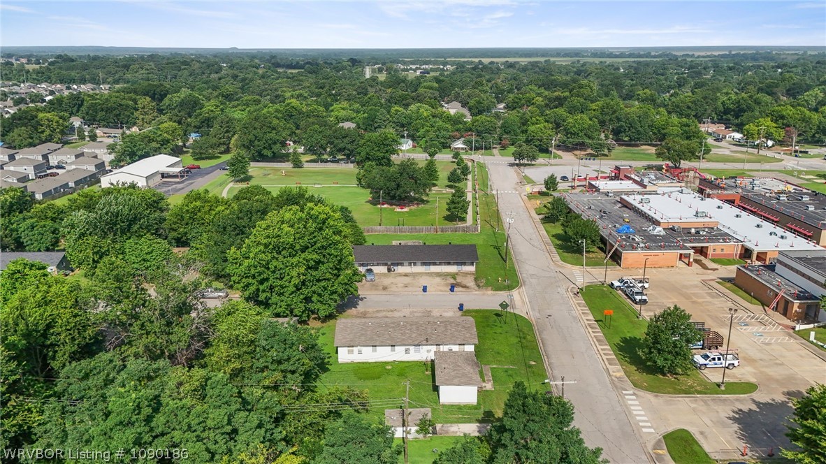 main property photo 16