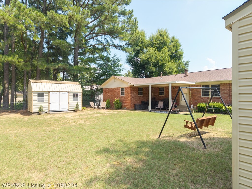 main property photo 34