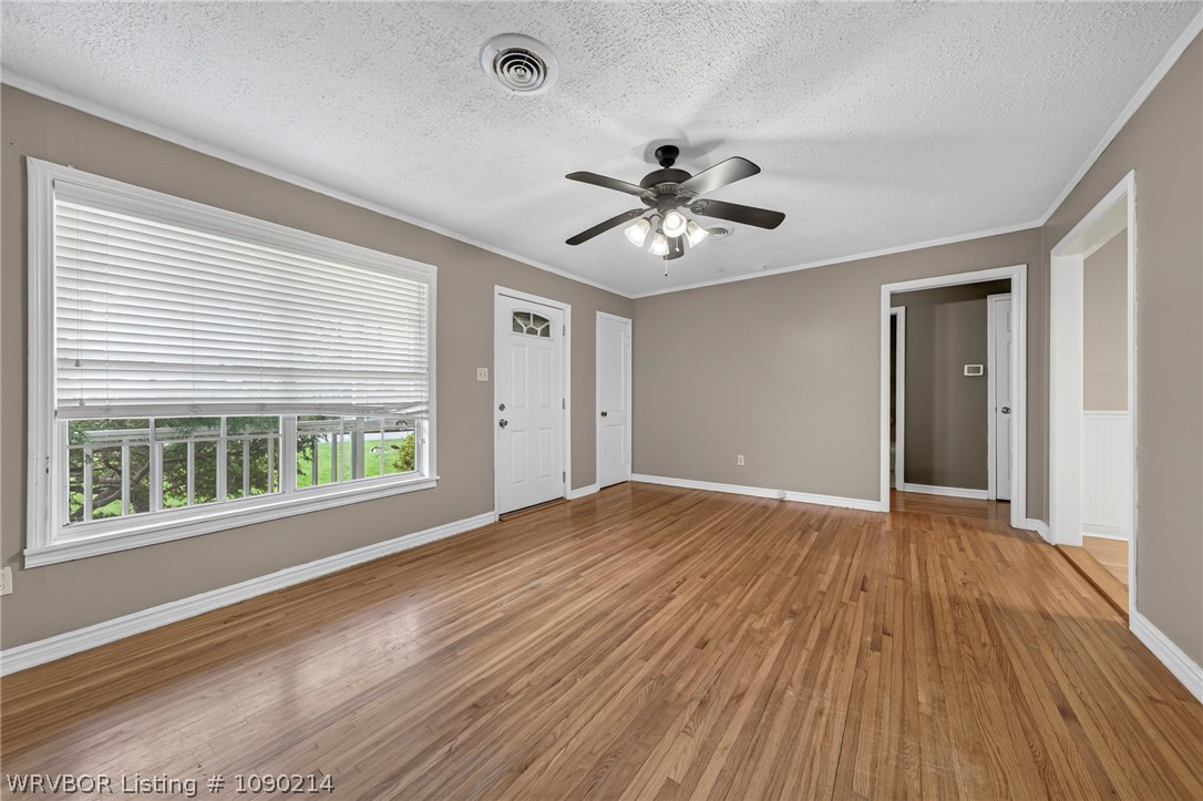 property viewer photo 4