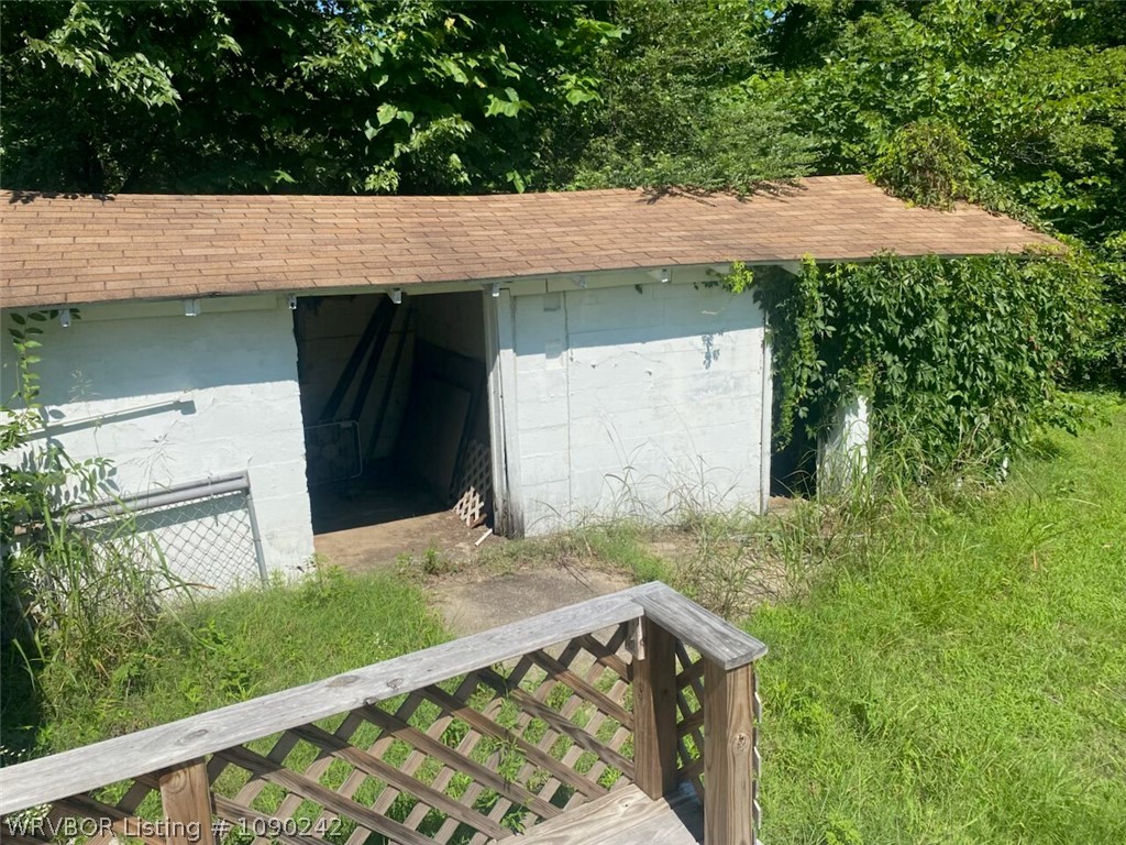 main property photo 4