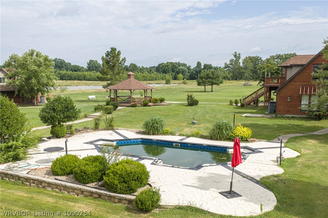 main property photo 6