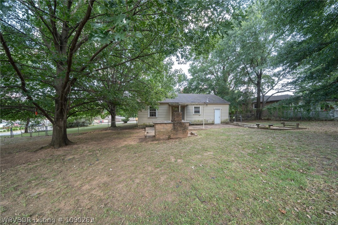 main property photo 24