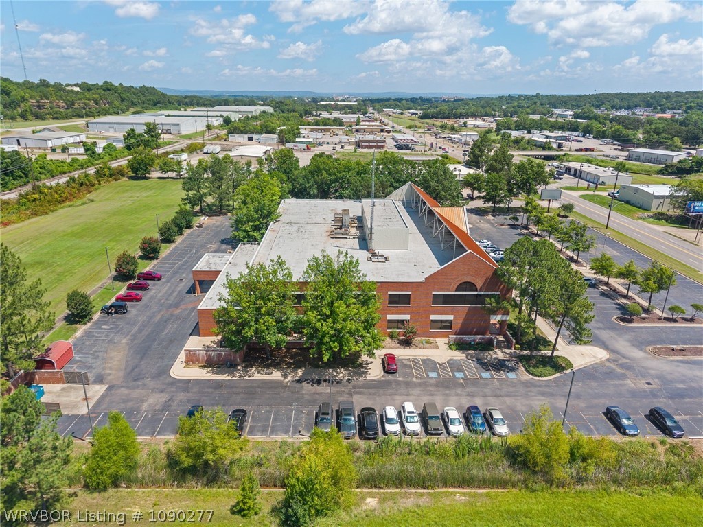 main property photo 16