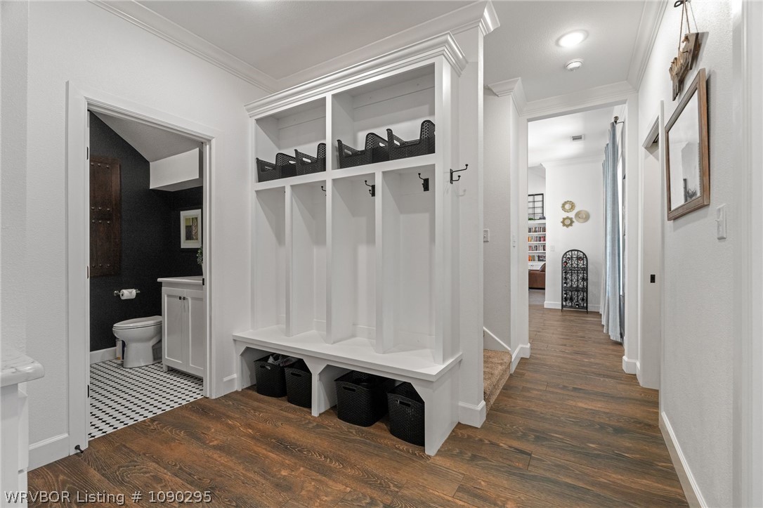 main property photo 40