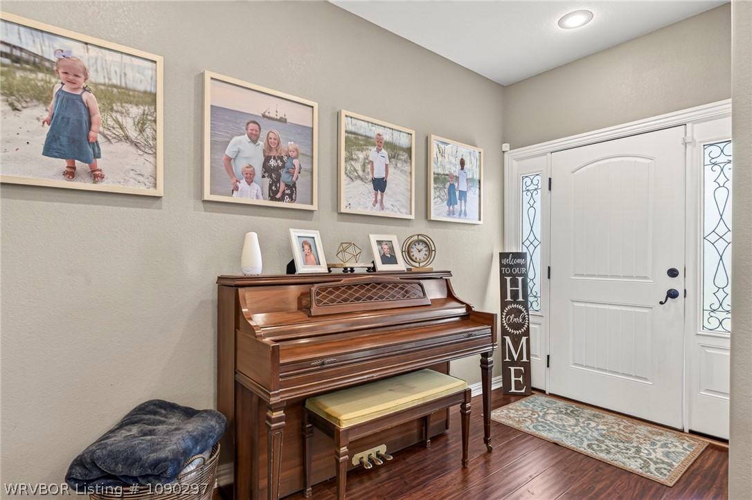 main property photo 7