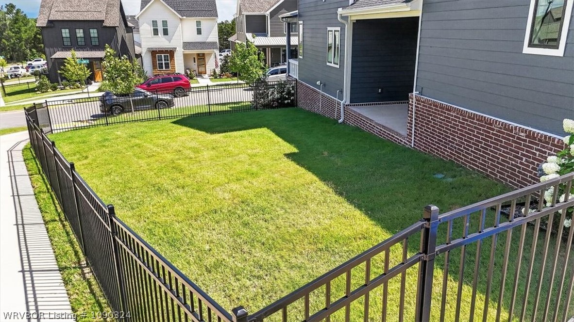 main property photo 35