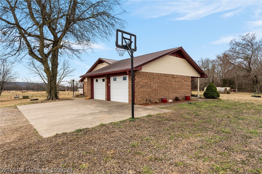 main property photo 30