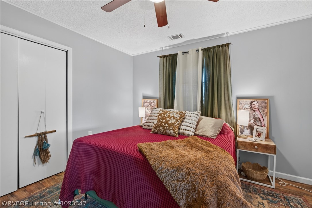 property viewer photo 18