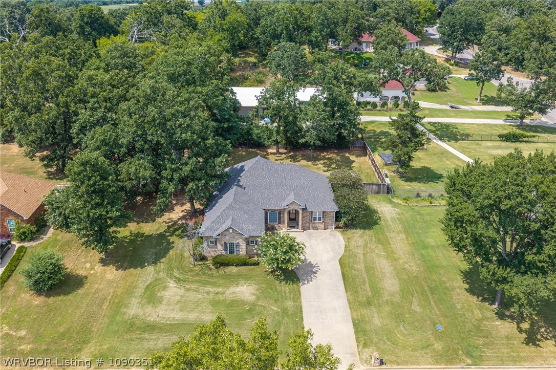 main property photo 18