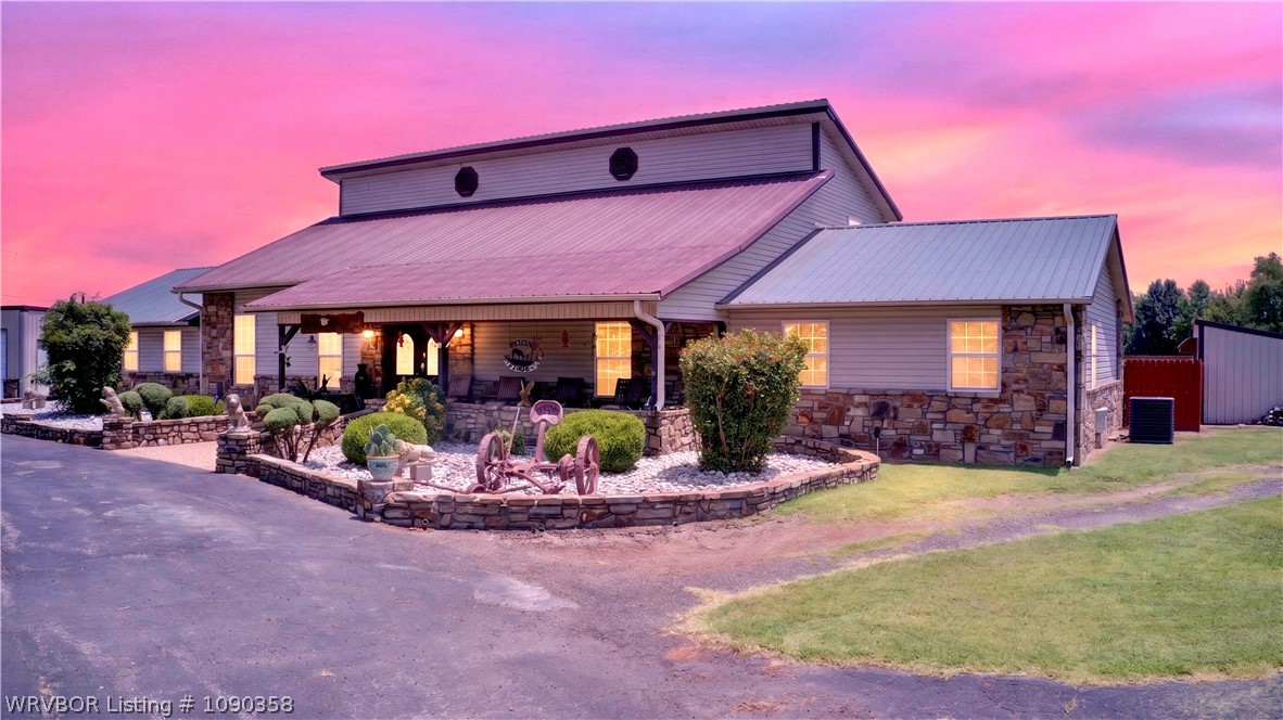 main property photo 4