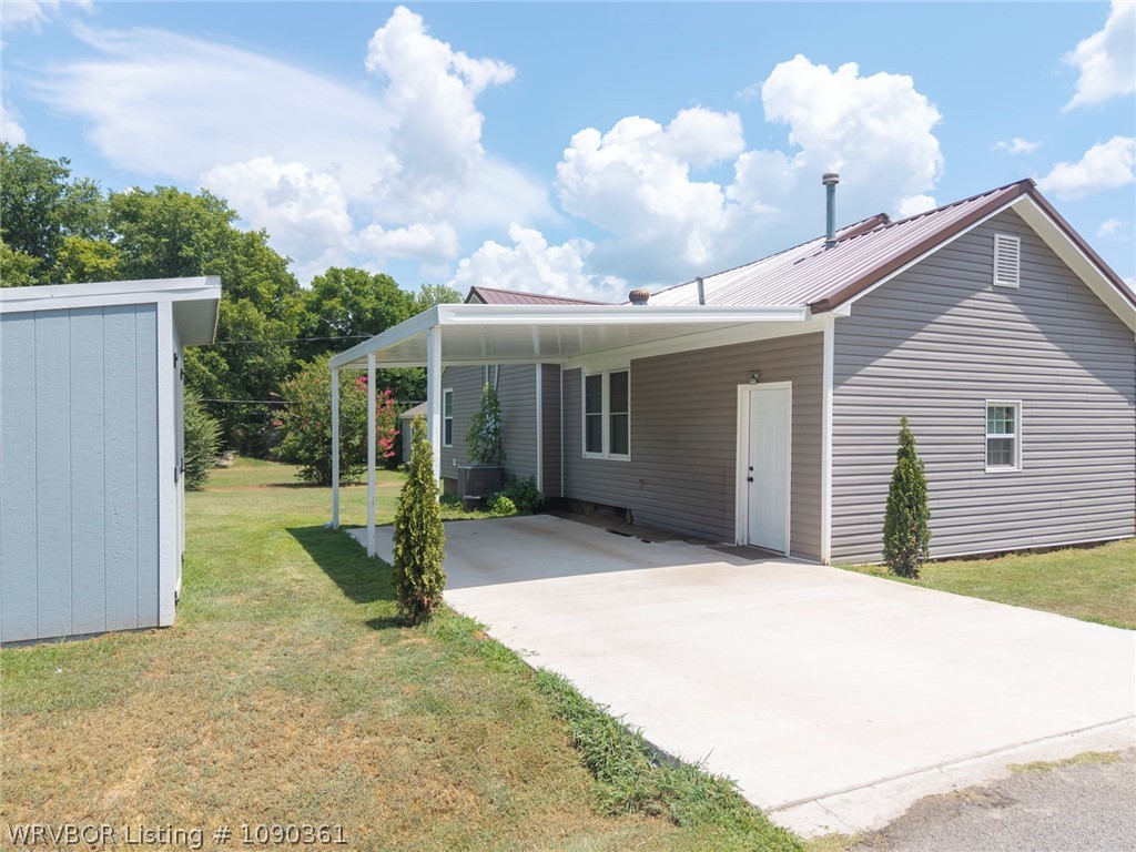 main property photo 11