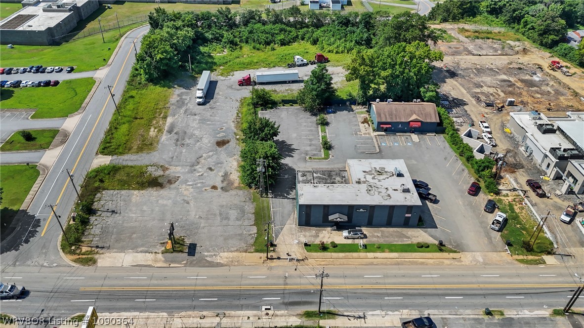 main property photo 4
