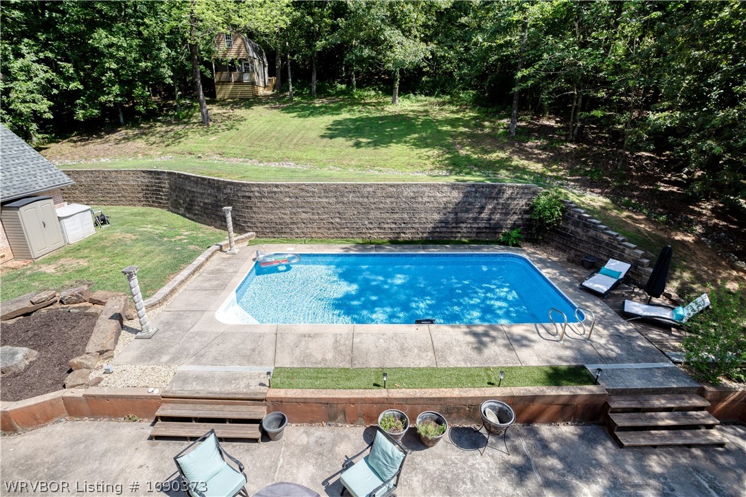 main property photo 36