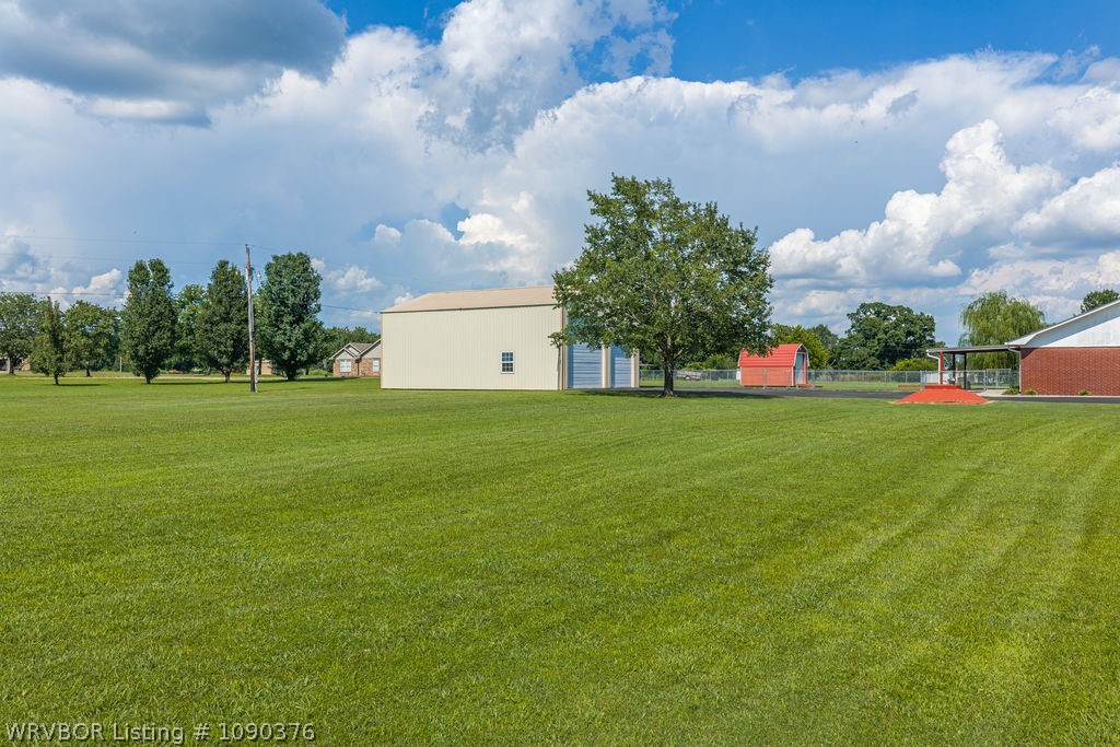 main property photo 34