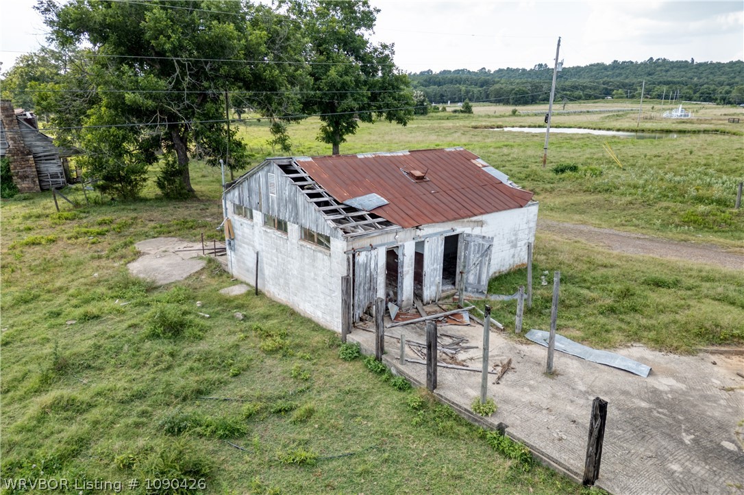 main property photo 25