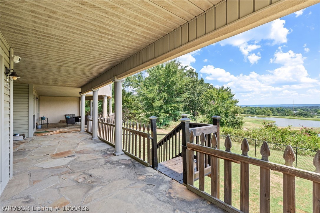 main property photo 12