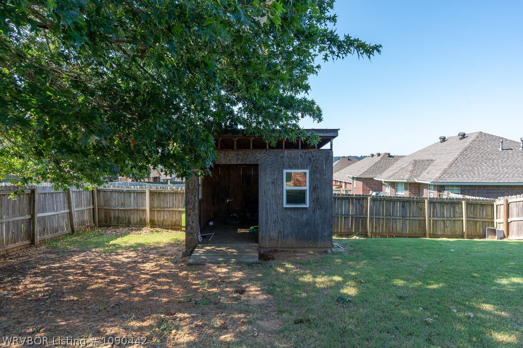main property photo 43