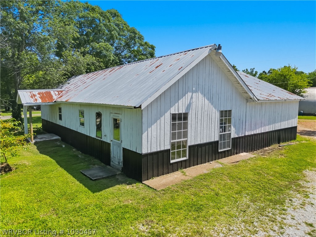 main property photo 12