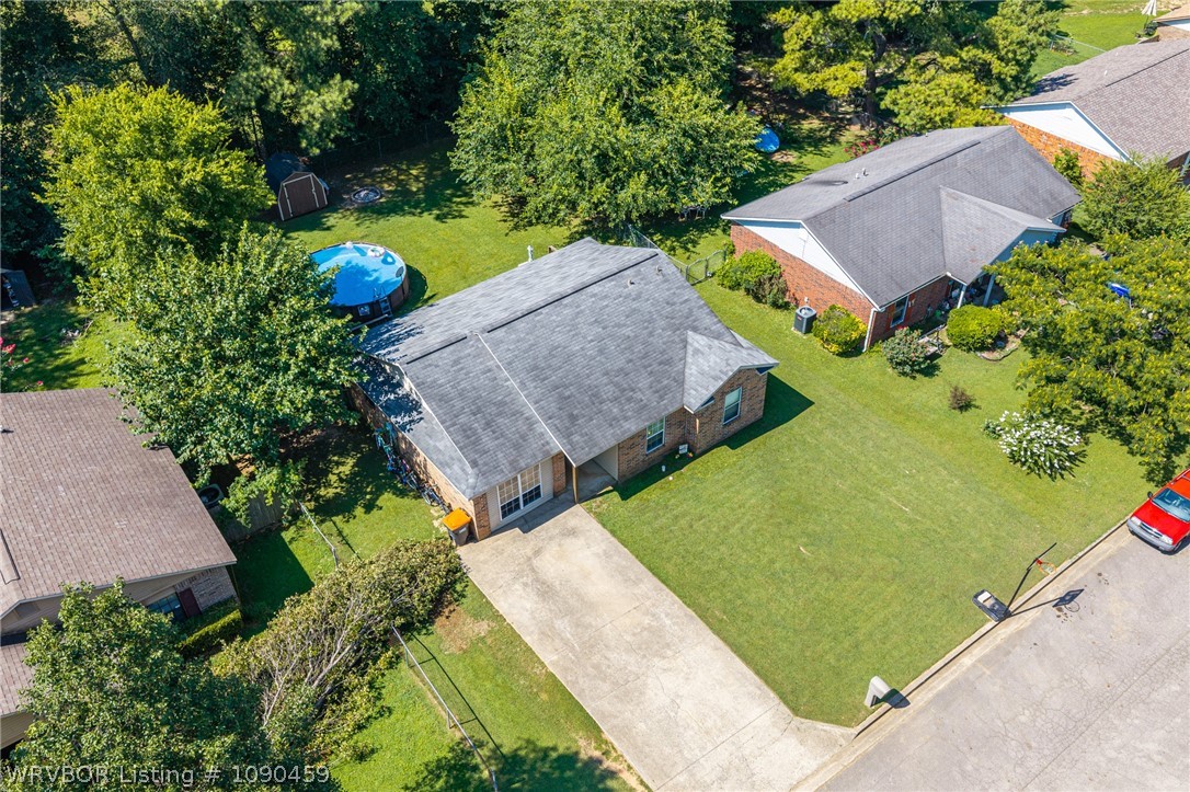 main property photo 33