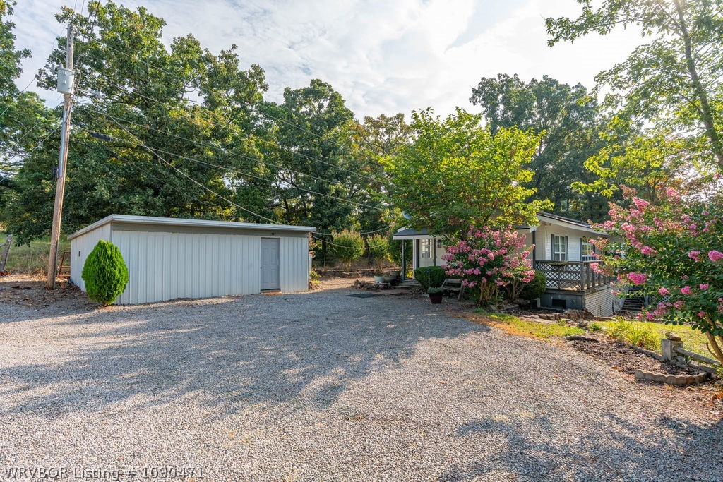 main property photo 28