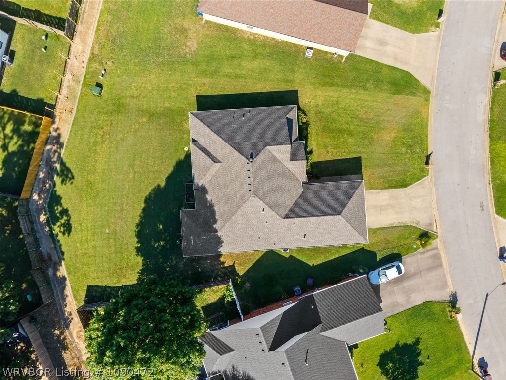 main property photo 26